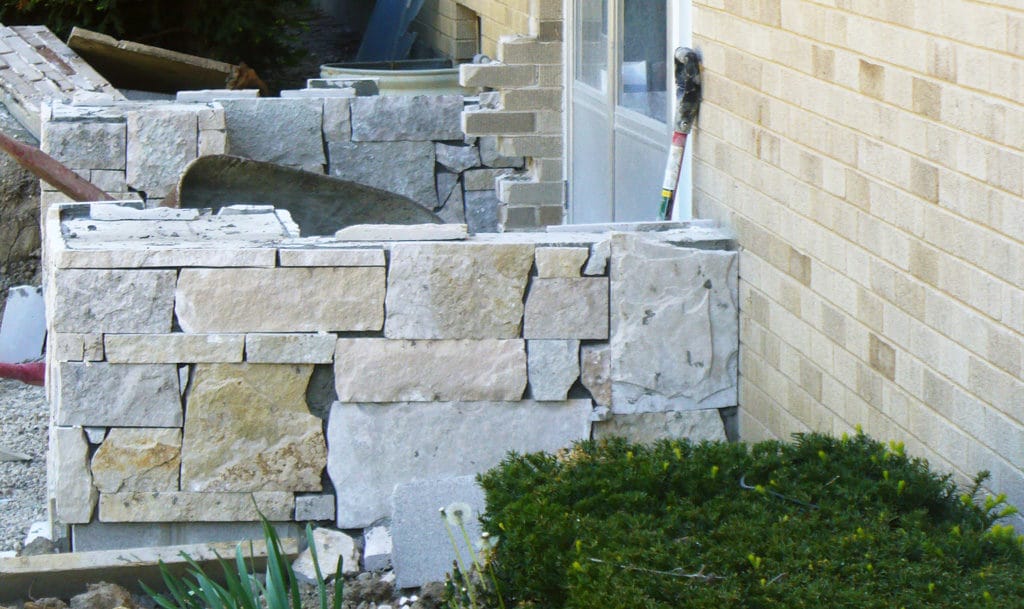 stacked stone veneer installation - bad masonry inconsistent mortar joint