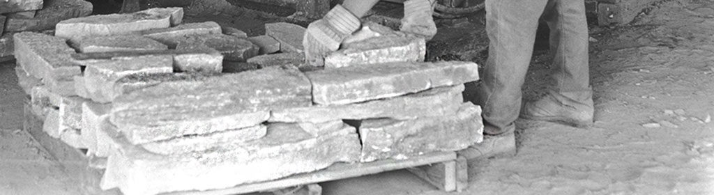 stone-industry-1970s_palletizing-Buechell-Stone-building-stone-veneer